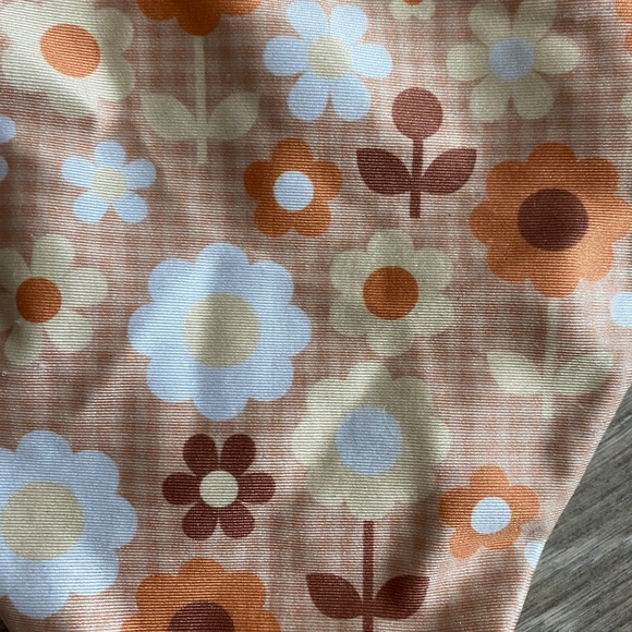 Bikini - Picture 4 of 6